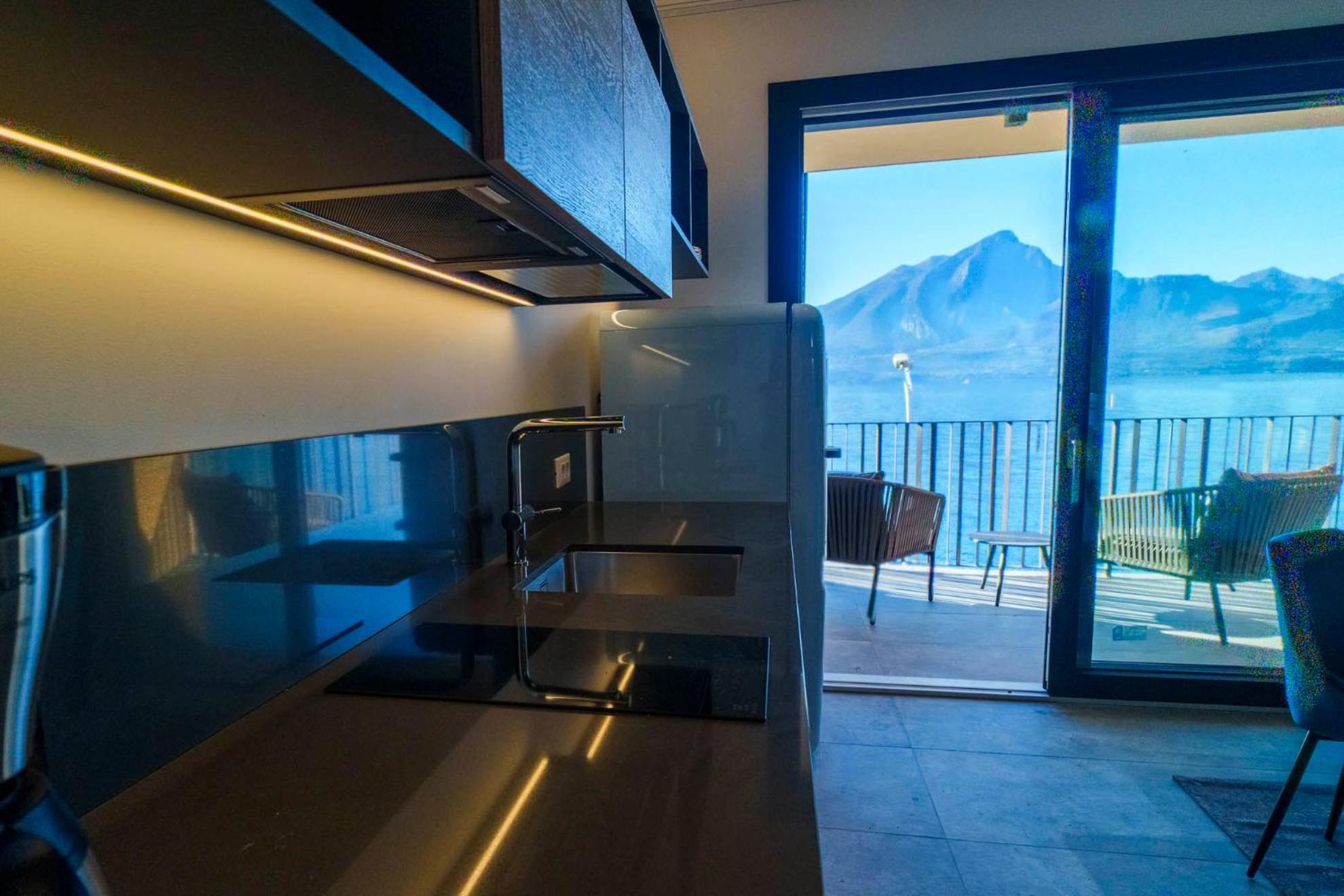 Attilio High Living Suites - Adults Only Torri Del Benaco Dış mekan fotoğraf